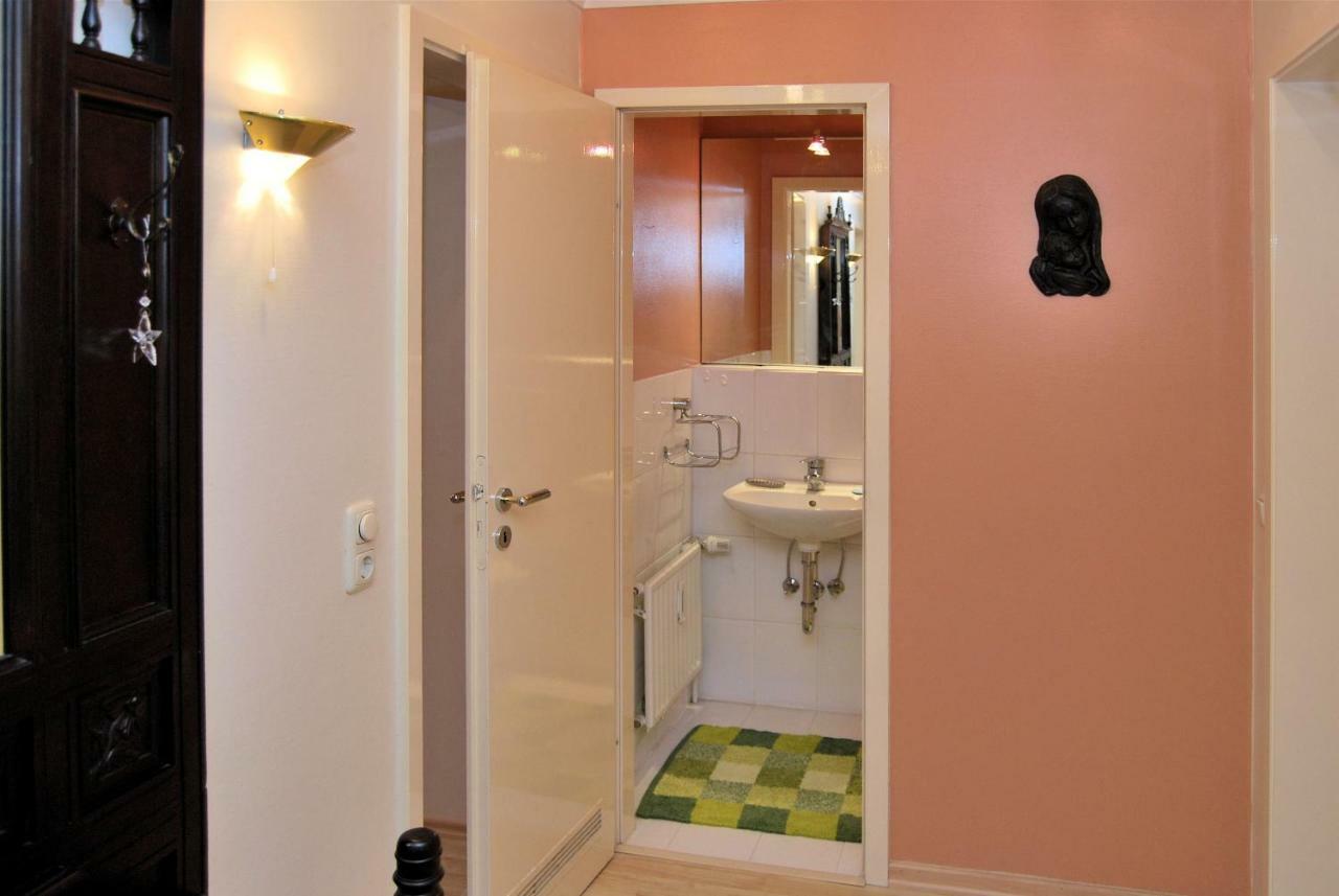 Stresemannstrasse 3 Apartment Lubeck Bagian luar foto