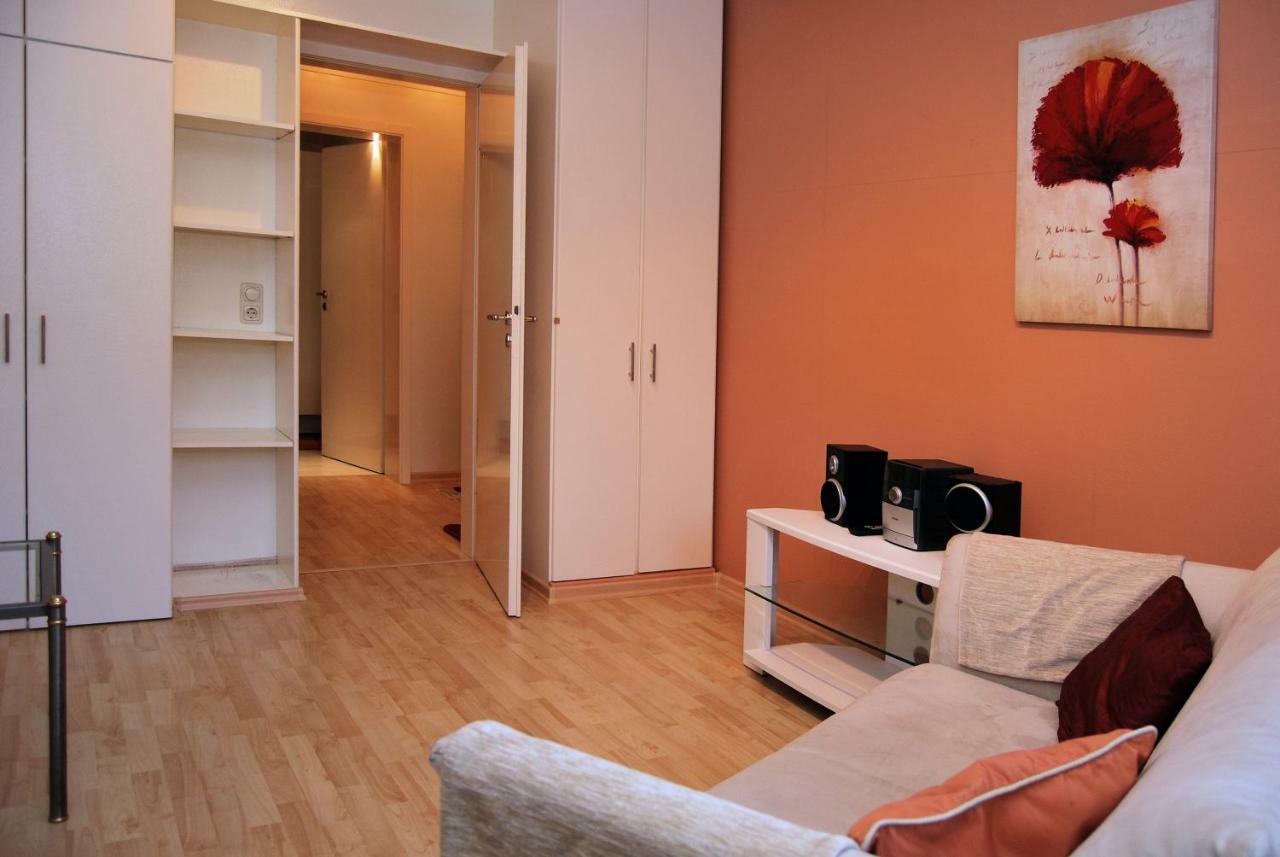 Stresemannstrasse 3 Apartment Lubeck Bagian luar foto